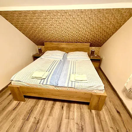 Fenyves - Quarto em Acomodações Particulares Siófok